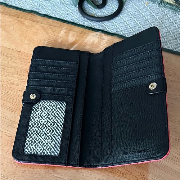 Rebecca Minkoff Ava zip Quilted Leather Wallet - Picture 6 of 9